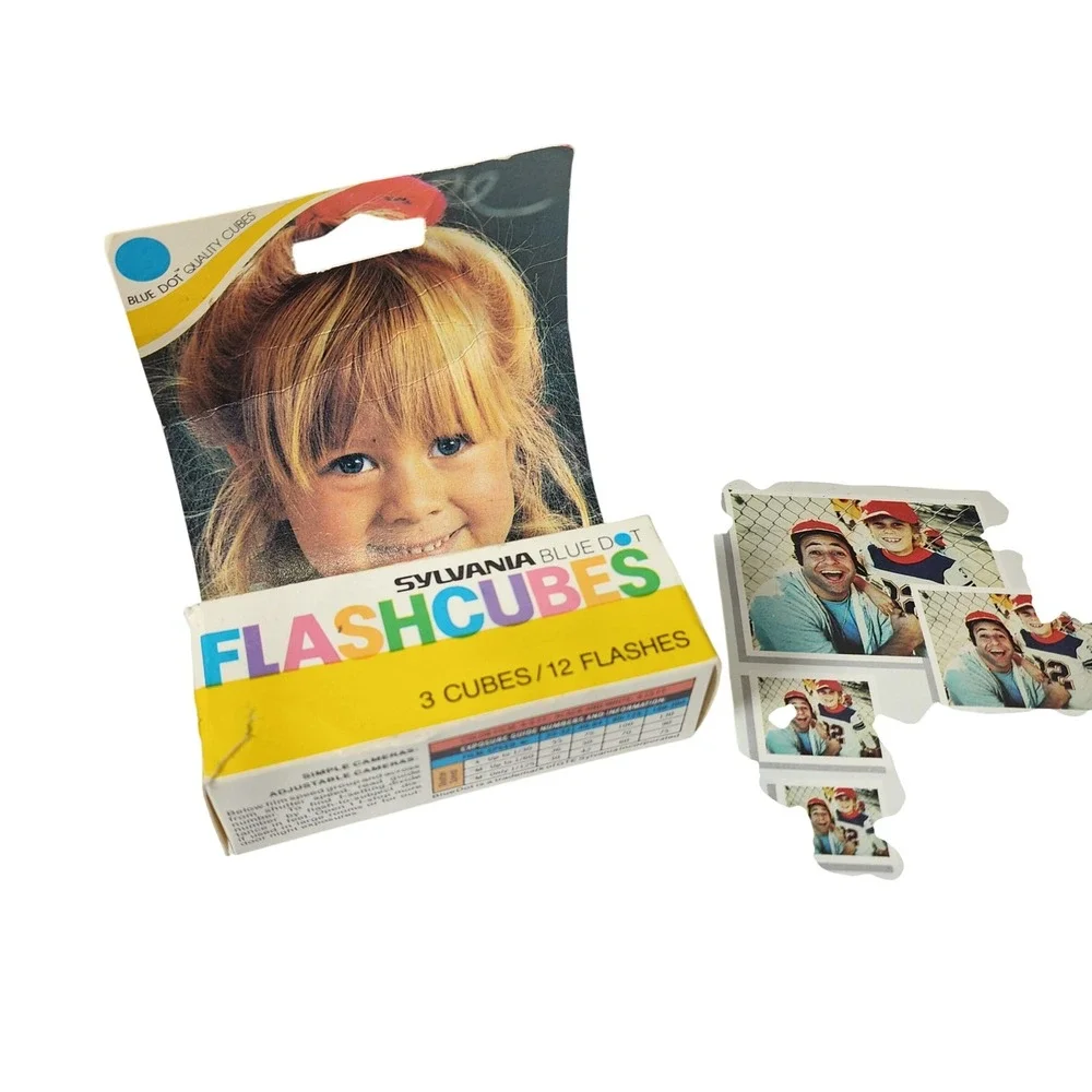 Polaroid 420 Automatic Land Camera Vintage‎ Set with Case Flashcubes Manual